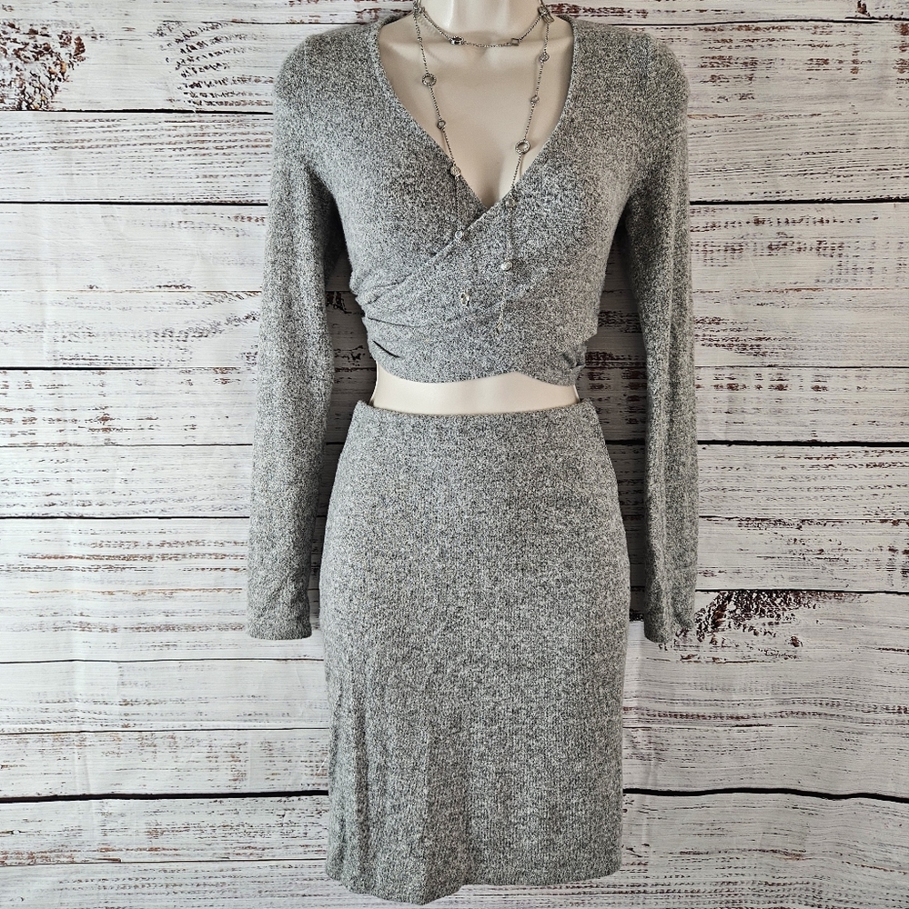 Lulus sweater 2pc skirt set (Final Price)